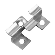 Clip de fijación metálica con perno para Deck Terraza Classic, pieza de acero inoxidable con doble perforación y puente central de sujeción (vista frontal)