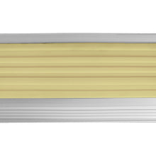 Detalle del cuerpo de nariz de aluminio y PVC con goma beige