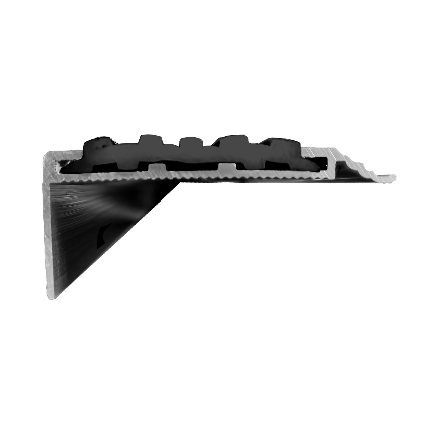 Vista lateral inferior de nariz de aluminio y PVC con goma negra
