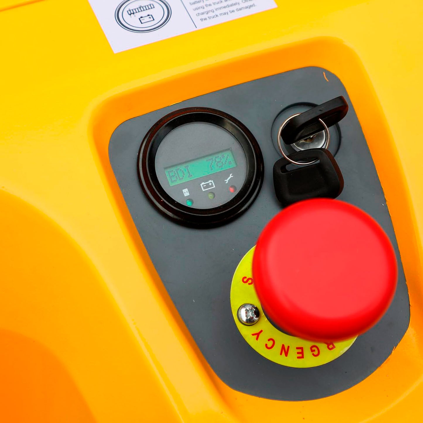 Apilad Elec 1500Kg/5.6Mt 695X1150 Pu C/Carg C