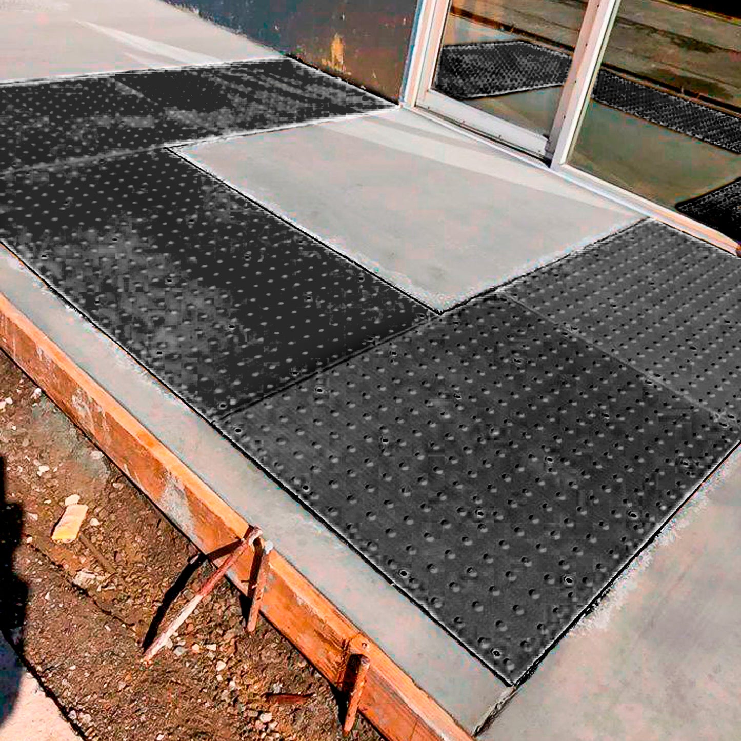 Liq. Palmeta Alertcast Neg 61X91Cm (2X3)