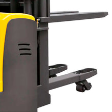 Apilad Elec 1500Kg/5.6 Mt 685X1150 H/A Bordo