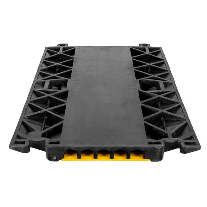 Detalle de la parte inferior del pasacable de 5 vías