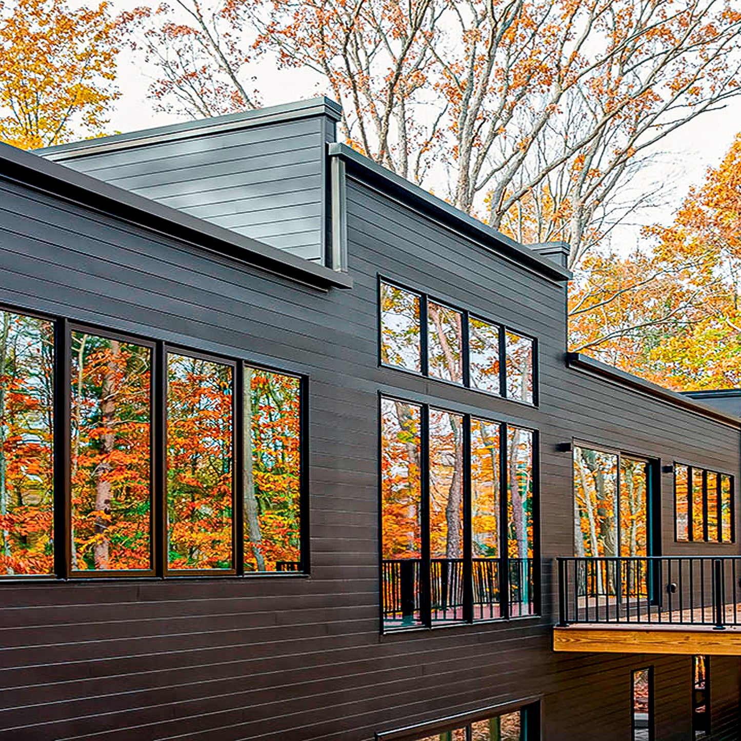 Caja Siding Met Mod03 Negro 290X38X1.6Cm (8 Un/8.9M2)