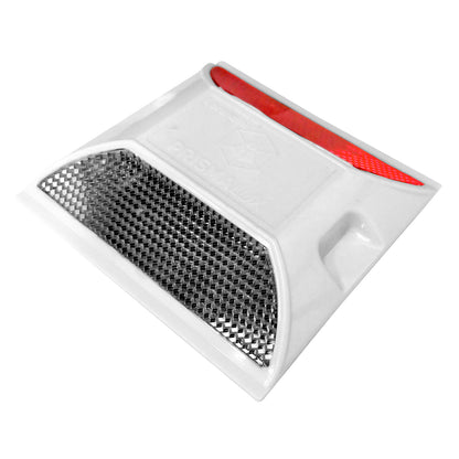 Tacha reflectiva PrismaLux vista en perspectiva con cuerpo ABS y lentes PMMA para señalización vial