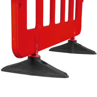 Detalle de patas desmontables de goma para estabilidad en terreno