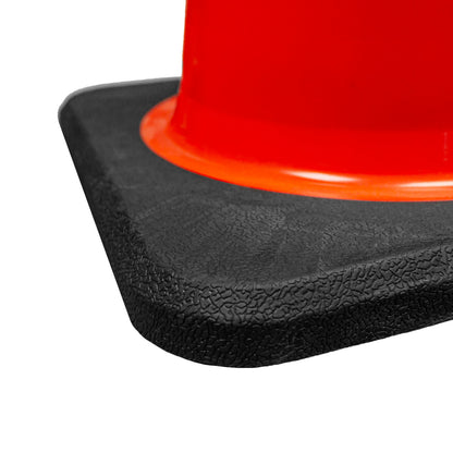 Detalle de la base negra del cono antiviento 28” mostrando diseño antideslizante